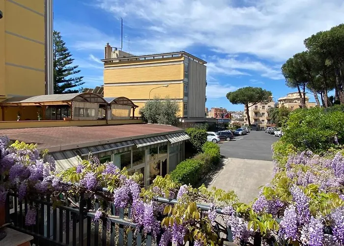 Casa Tra Noi Otel Roma
