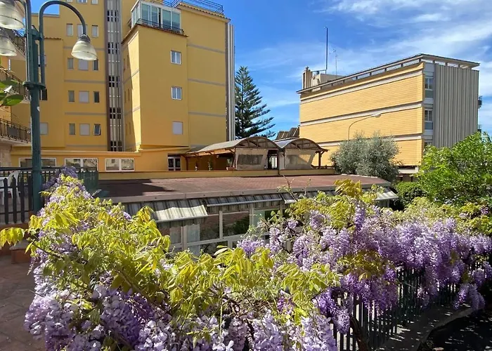 Casa Tra Noi Otel Roma